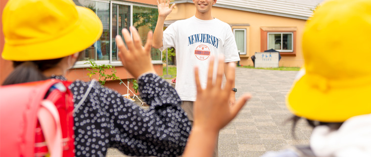 指導員（児童養護施設）